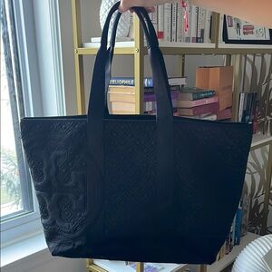 Tory Burch Black Tote Bag Classic Spacious Design